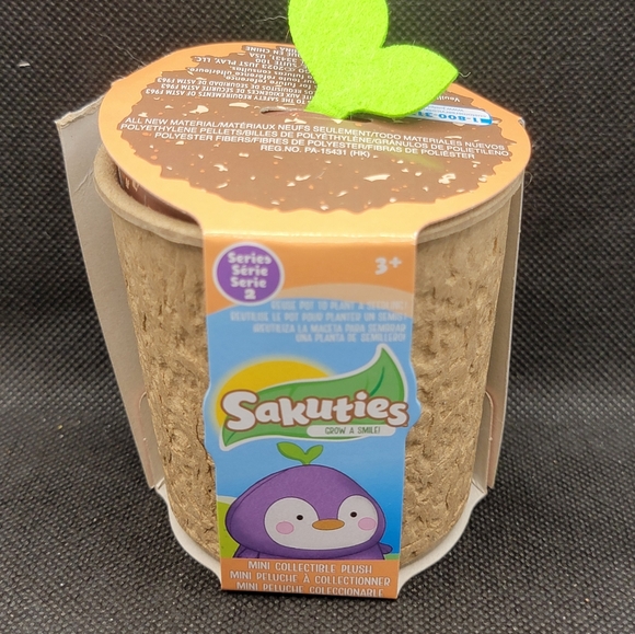 Sakuties Grow A Smile! Series 2 ERICA Collectible Mini Plush - Picture 2 of 7